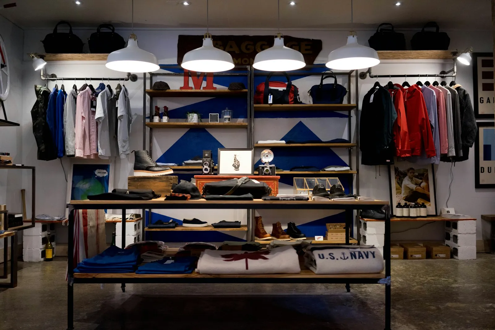 Curated shopping and product sourcing from upscale US retailers